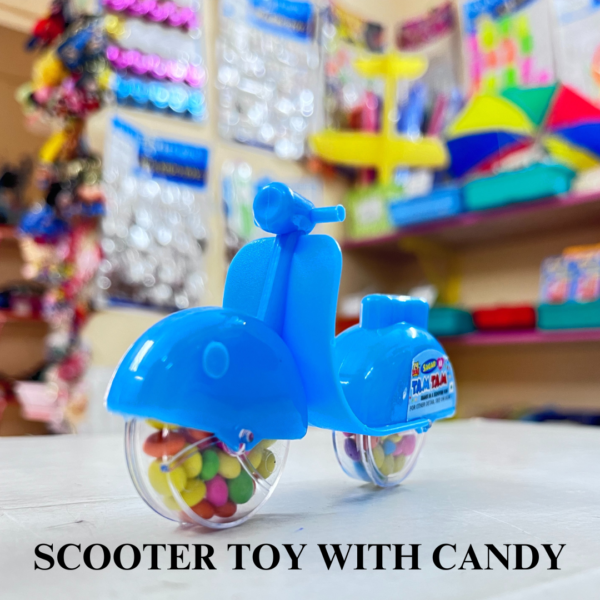 SCOOTER TOY WITH CANDY